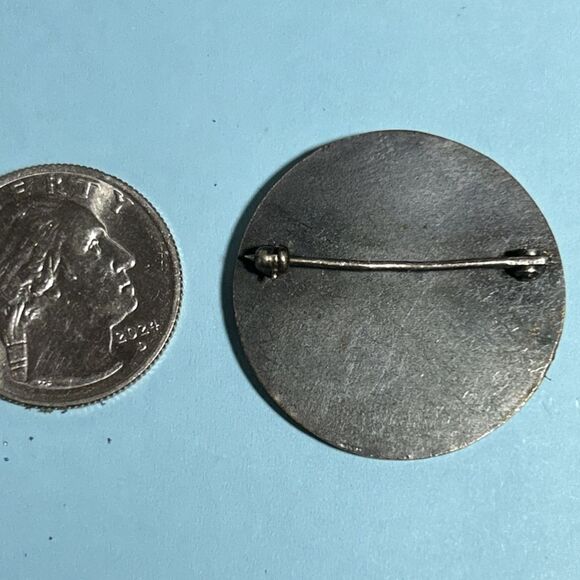 1954 Centerville Curling  Club ,3rd ,3rd Event Award logo Badge or pin - Picture 2 of 2